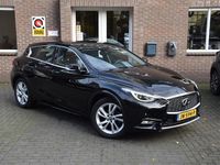 Occasion Infiniti Q30 Premium 123 PK (90 kW) 2016 Zwart Hatchback