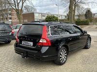 tweedehands Volvo V70 1.6 T4 Limited Edition