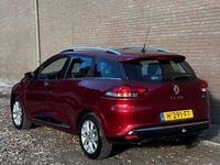Occasion Renault Clio GrandTour Intens 90 PK (66 kW) 2017 Rood Stationwagen