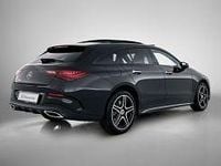 Nieuw Mercedes CLA250e AMG line 218 PK (160 kW) 2025 Donker kosmoszwart metaalkleur metallic Sedan