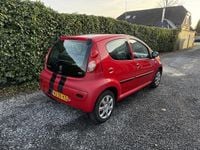 Occasion Peugeot 107 68 PK (50 kW) 2008 Rood Hatchback