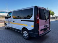 tweedehands Opel Vivaro 2.0 Diesel 4x2 Ambulance L1H1