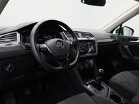 tweedehands VW Tiguan 1.5 TSI 130PK Comfortline Business | Pano | Navi | Parkeersensoren voor/achter | ACC | 17 inch