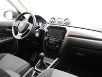 tweedehands Suzuki Vitara 1.0 Boosterjet SÉlectric 112 pk automaat | Navigatie | Achteruitrijcamera | Stoelverwarming | Trekhaak | Bluetooth | Airco
