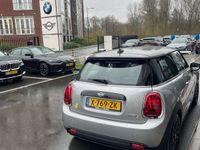 tweedehands Mini Cooper SE Essential 33 kWh