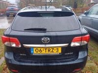 Occasion Toyota Avensis Business Edition 124 PK (91 kW) 2012 Blauw Stationwagen