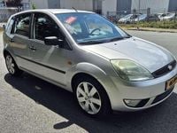 Occasion Ford Fiesta Futura 69 PK (50 kW) 2004 Grijs Hatchback