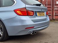 tweedehands BMW 320 3-SERIE Touring d Edition Executive Upgrade| APK 24-01-2025 |Panoramadak | Navigatie professional | Nieuwstaat |