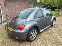 Occasion VW New Beetle Highline 101 PK (74 kW) 2004 Grijs Hatchback