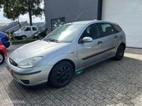 Occasion Ford Focus 75 PK (55 kW) 2004 Grijs Hatchback