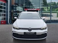 tweedehands VW Golf VIII Variant 1.5 eTSI R-LINE CAMERA/TREKHAAK/CARPLAY/NAVI