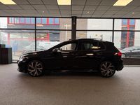 Occasion VW Golf VIII R-line 150 PK (110 kW) 2022 Zwart Hatchback