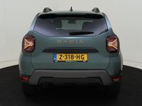 tweedehands Dacia Duster 1.3 TCe 150 PK Extreme Navigatie / Automaat / Climate Control / Side Steps / Parkeersensoren Achter / 360 Graden Camera / Apple Carplay & Android Auto