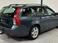 tweedehands Volvo V50 2.4 Momentum AUTOMAAT / YOUNGTIMER / 62.000KM