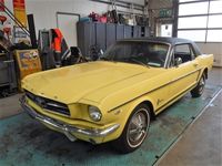 tweedehands Ford Mustang -'65 yellow