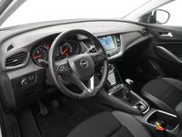 tweedehands Opel Grandland X BWJ 2020 1.2 131 PK Turbo Business Executive TREKHAAK / NAVI / CLIMA / CRUISE / DAB+ / LED / KEYLESS / DODEHOEK DETECTIE