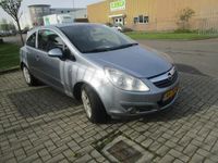 tweedehands Opel Corsa 1.2-16V Enjoy