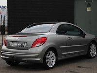 tweedehands Peugeot 207 CC 1.6 VTi Griffe Clima PDC