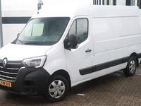 tweedehands Renault Master T35 2.3 dCi 135 L2H3