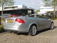 tweedehands Volvo C70 Convertible 2.5 T5 Tourer 18inch/Trekhaak afneemba