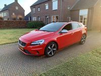 Occasion Volvo V40 R-Design 152 PK (111 kW) 2019 Rood Sedan