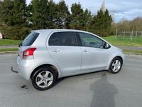 tweedehands Toyota Yaris 1.3 VVTi Automaat clima / lmv / start stop