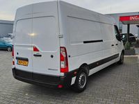 tweedehands Renault Master T35 2.3 dCi L3H2