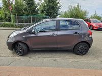 Occasion Toyota Yaris Comfort 101 PK (74 kW) 2010 Grijs Hatchback