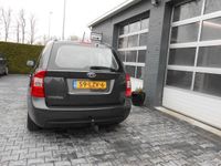 tweedehands Kia Carens 2.0 CVVT X-tra trekhaak 1500kg, airco