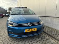 Occasion VW Touran Highline 150 PK (110 kW) 2017 Blauw MPV