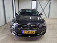 tweedehands Skoda Superb Combi 1.4 TSI iV 218 pk PHEV Editionnavigatie trek