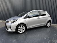 tweedehands Toyota Yaris 1.5 Hybrid Dynamic | Panodak | Camera | Navi | Pri