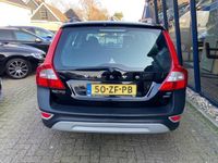 tweedehands Volvo XC70 3.2 Kinetic NL-AUTO / LEER / NAVI / YOUNGTIMER