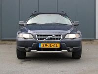 tweedehands Volvo V70 CROSS COUNTRY 2.4 T Geartr. Comf. Trekhaak, Lederen bekleding, Navigatie, Historie aanwezig,