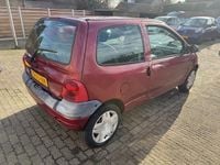 Occasion Renault Twingo 59 PK (43 kW) 2001 Rood Hatchback