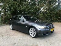 tweedehands BMW 330 3-SERIE Touring i Dynamic Executive