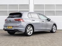 Occasion VW Golf VIII Life 131 PK (96 kW) 2023 Grijs Hatchback