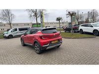 Occasion Renault Captur Intens 159 PK (116 kW) 2021 Rouge flamme / noir etoile SUV
