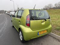 Occasion Daihatsu Sirion 69 PK (50 kW) 2009 Groen (metallic) Hatchback