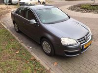 Occasion VW Jetta Comfortline 102 PK (75 kW) 2005 Grijs Sedan