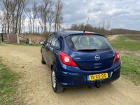 tweedehands Opel Corsa 1.2-16V Essentia