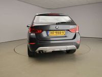 tweedehands BMW X1 sDrive20i Automaat / X-Line / Panoramadak / Leder