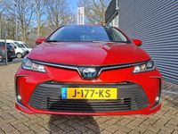 Occasion Toyota Corolla 120 PK (88 kW) 2020 Rood (metallic) Sedan