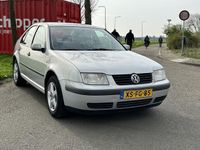 tweedehands VW Bora 1.6 Trendline * Airco * 5Drs * KOOPJE! *