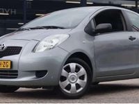 Occasion Toyota Yaris Terra 69 PK (50 kW) 2007 Zilver Hatchback