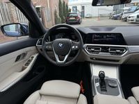 tweedehands BMW 320 320 i High Executive