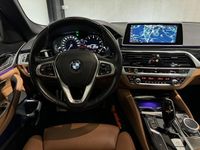 tweedehands BMW 520 520 Touring i High Executive M-Sport Aut. | panoram