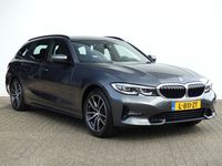 tweedehands BMW 318 3 Serie Touring i Business Edition Automaat | Led | Navi | PDC V+A |
