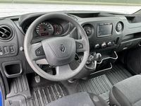 tweedehands Renault Master T35 2.3 dCi L4H2 EL Trekhaak Navigatie Cruise Airco Pdc 4 Seizoenen banden