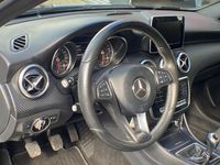 tweedehands Mercedes A200 URBAN - Navigatie I Airco I Sport Pakket I 1/2 Lee
